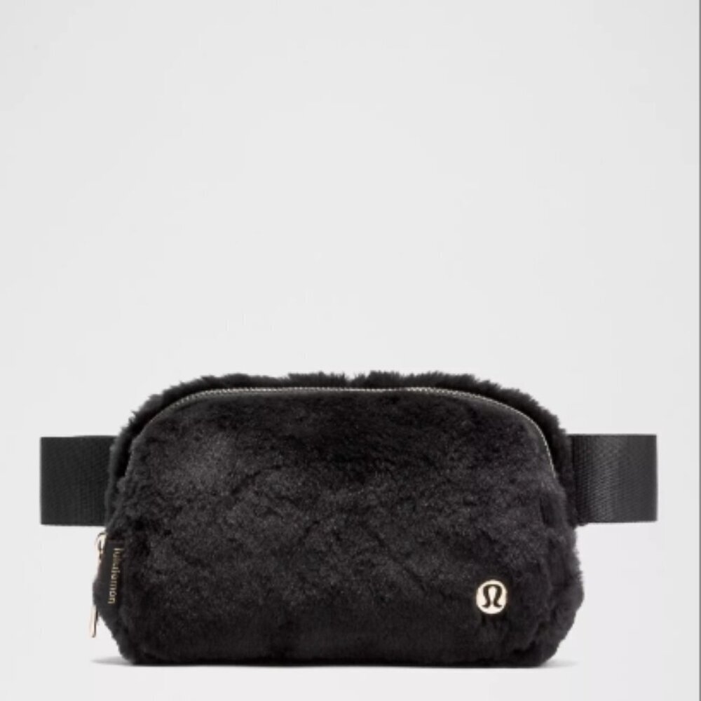 LULULEMON Everywhere Belt Bag Plush Faux Fur, Black & Gold Hardware - NWT